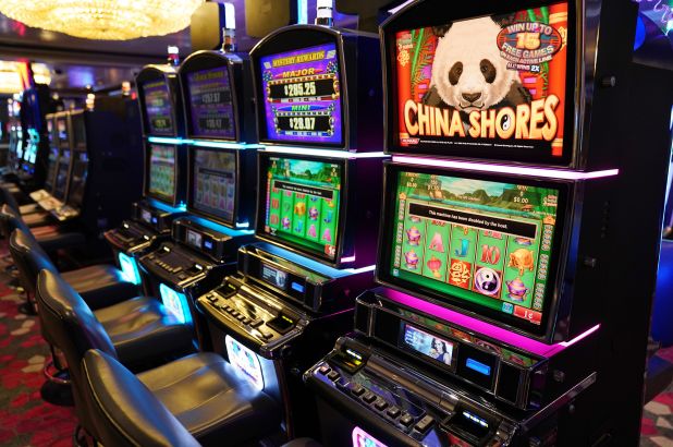 These Hacks Will Make Your Online Gambling Apps Look Like A Professional
